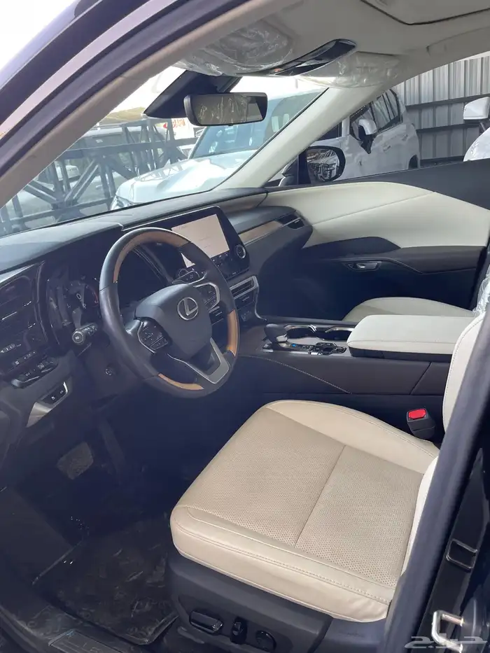 لكزس 2024 RX 350 العداد 38 ألف كيلو فقط 5