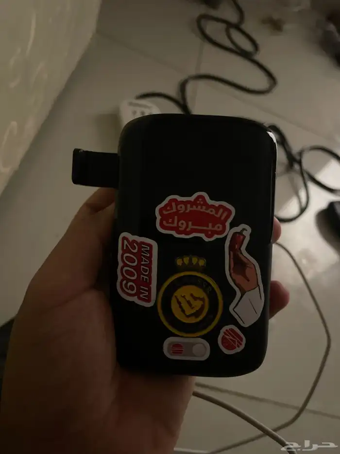 شاحن متنقل صغير شاشة 2