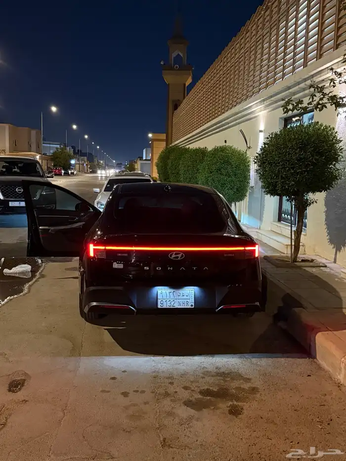 هونداي سوناتا فليت اسود ممشى 13 الف للبيع 9