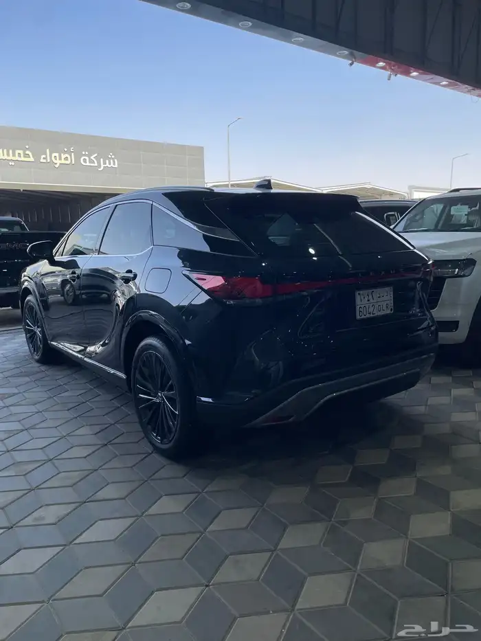 لكزس 2024 RX 350 العداد 38 ألف كيلو فقط 3