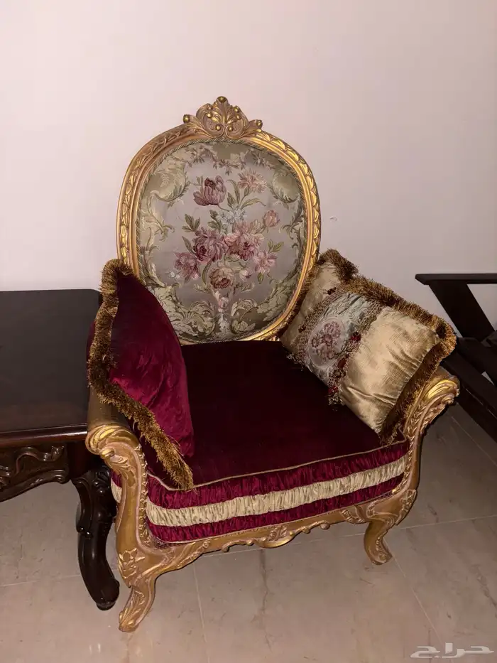 اثاث كرسي فاخر غزالي 0
