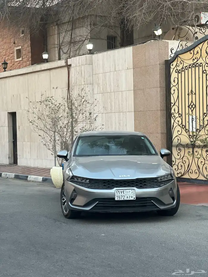 كيا K5 2023 ممشى 10 الاف فقط 8