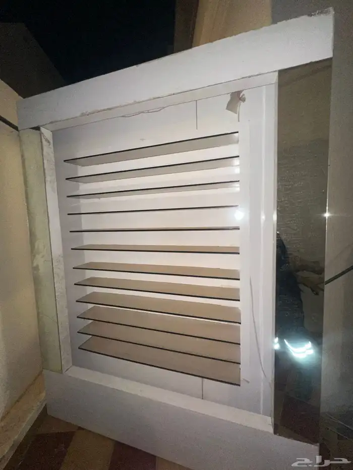 ديكور محل نظارات 2