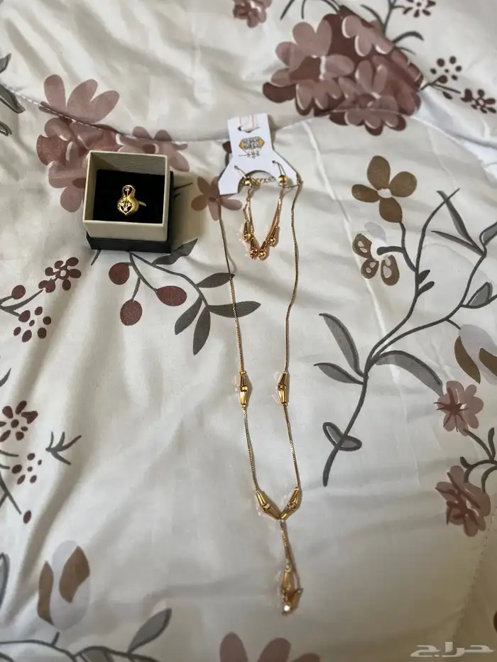 اكسسوارات مطلي ذهب 0