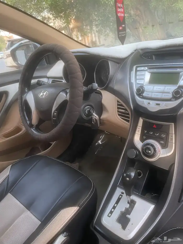 Honda Elantra s Aotomakt modal 12 3
