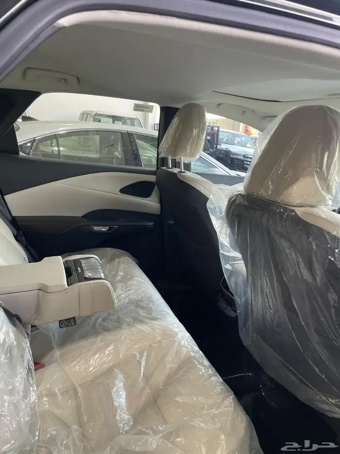 لكزس 2024 RX 350 العداد 38 ألف كيلو فقط 9
