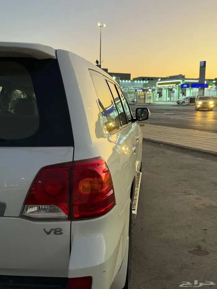لاندكروزر 2014 v8 GXR3 1