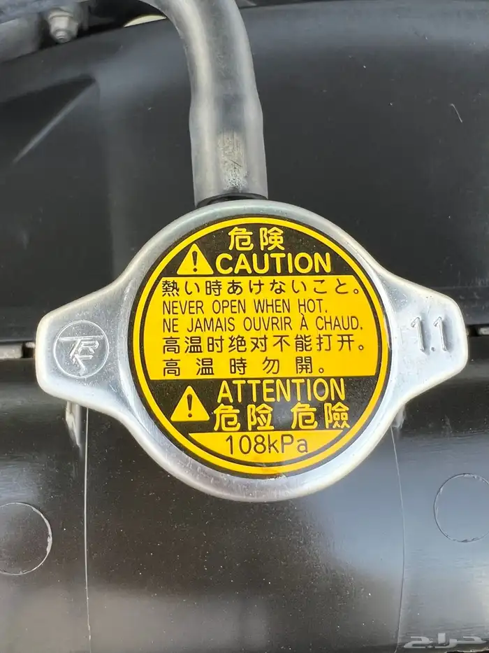 ((تم البيع)) لاندكروزر2011ستيني مخزن 31