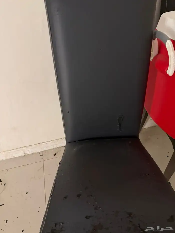 للبيع كنب وطاوله ومايكرويف 4