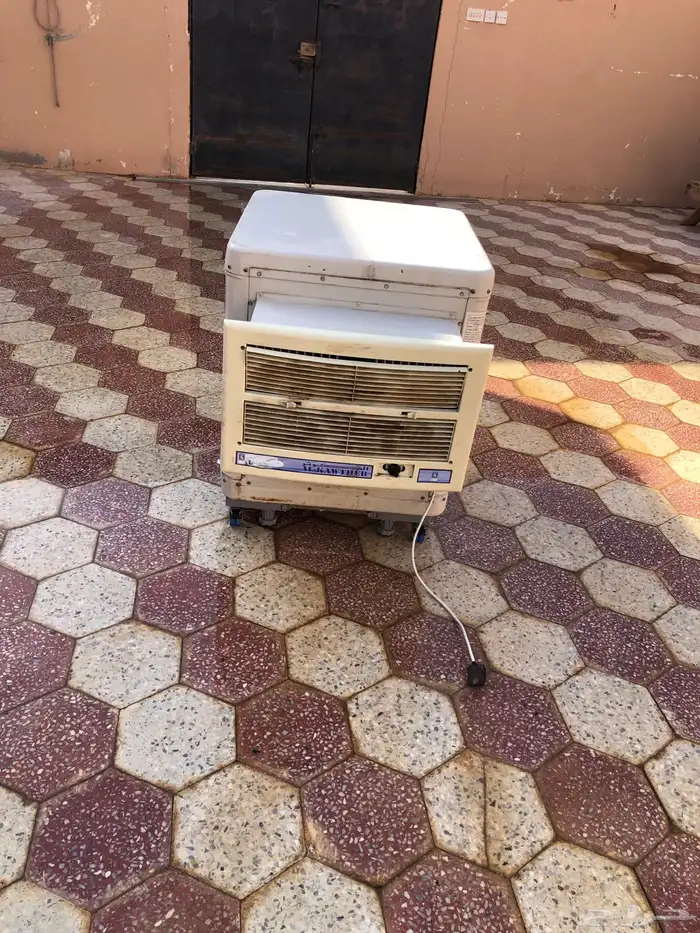 للبيع مكيف صحراوي ثلث شغال وتبريد نضيف 0