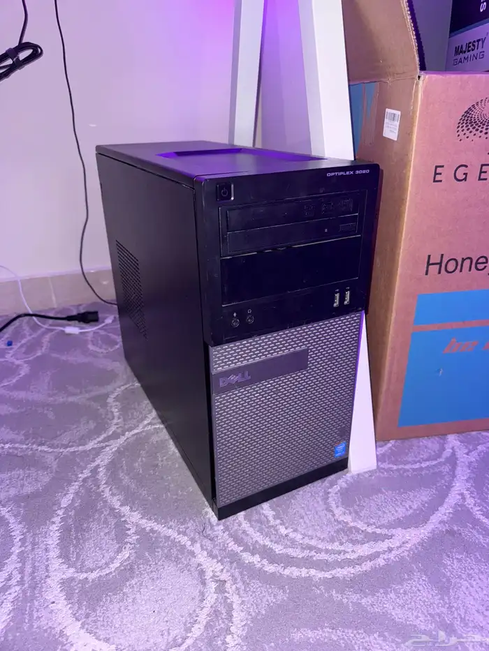 معالج i3 4160 و كيس ديل اصلي مع باور سبلاي 0