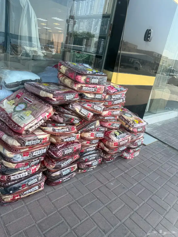 مراتب مخدات بطانيه 7