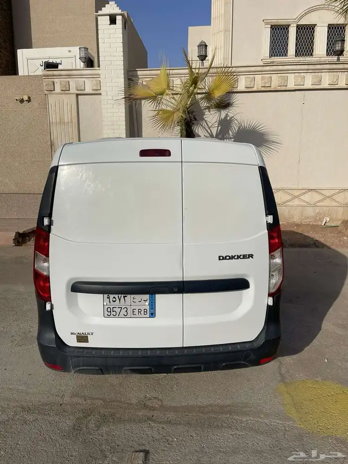رينو فان 2020 18