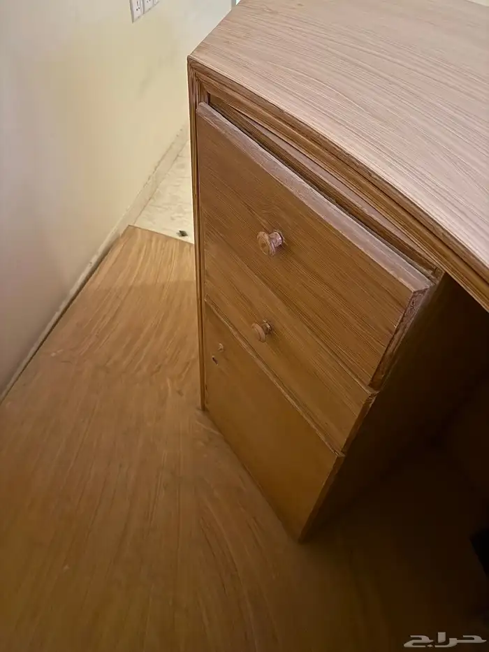 طاوله كاونتر خشبي مودرن 3