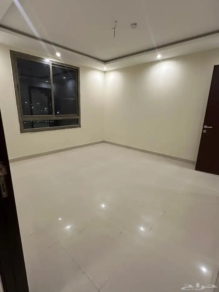 للايجار فيلا دورين تلال الغروب داخل عمارة 6 غرف 3300 شهري 8