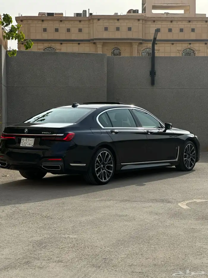 بي ام 740i ام كت 2021 6