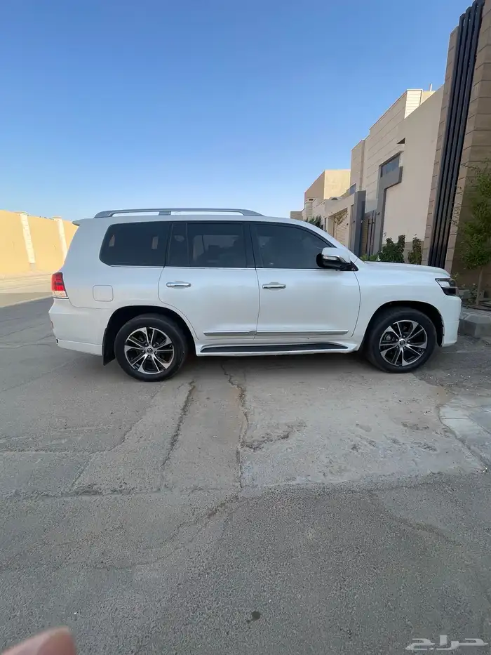 جكسار تورنق 2020 - GXR-3 V8 ديزل 10