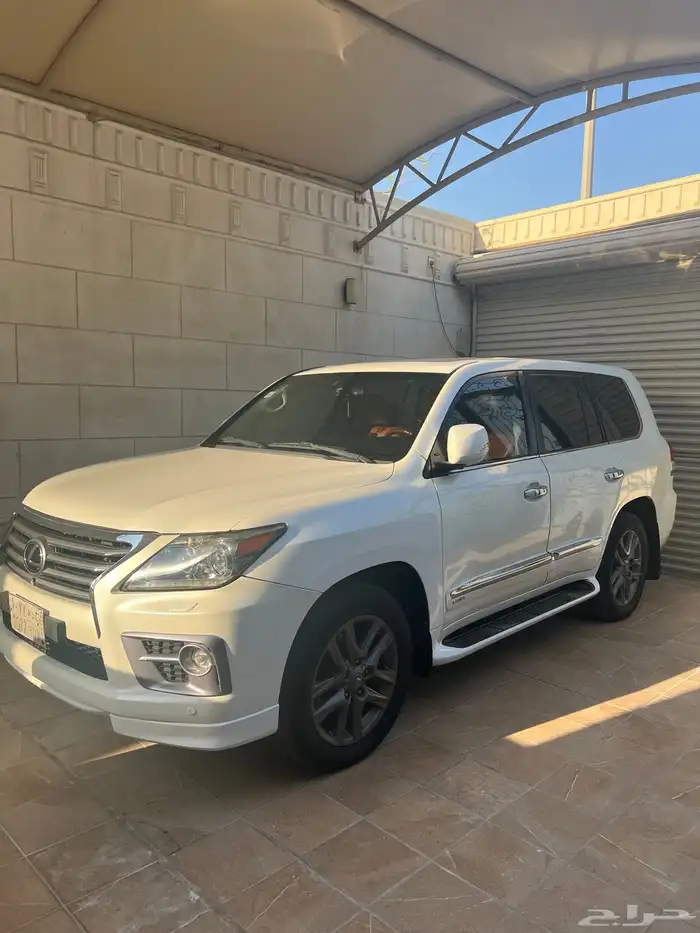 جيب لكزس LX570 2012 فل كامل ابيض داخل جميلي منوة المستخدم 22
