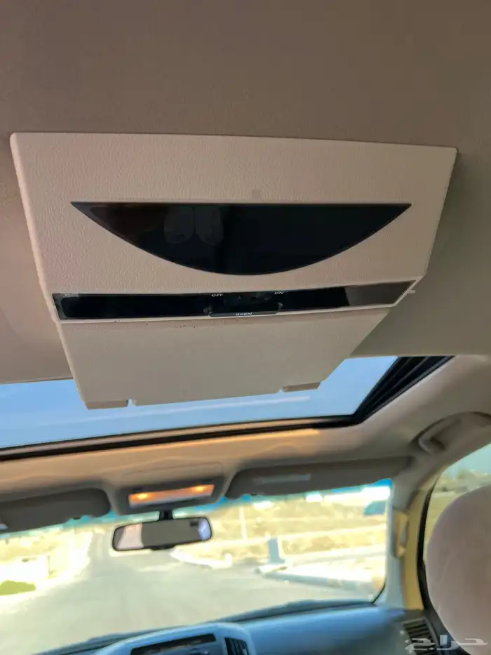 ((تم البيع)) لاندكروزر2011ستيني مخزن 64