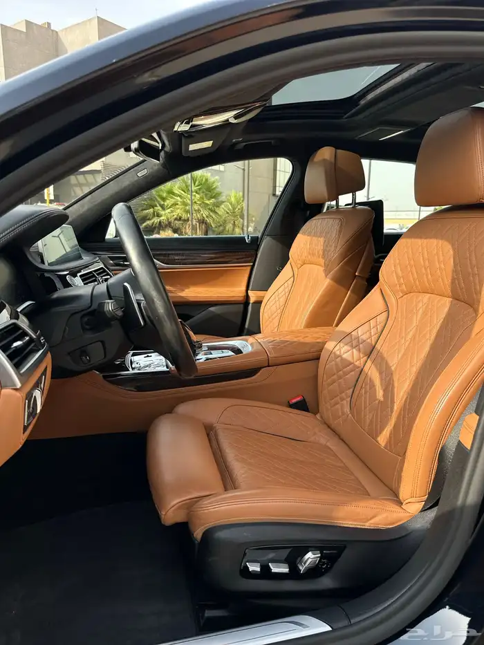 بي ام 740i ام كت 2021 40