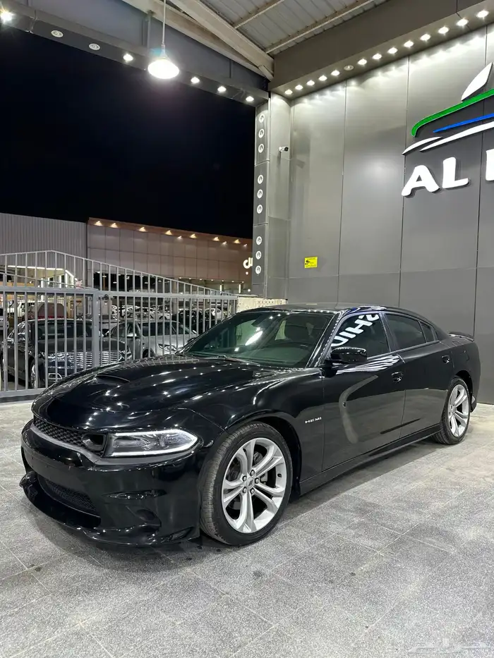 تشارجر 2021 اسود RT هيمي V8 5.7 معرض(الرشيدي) 11