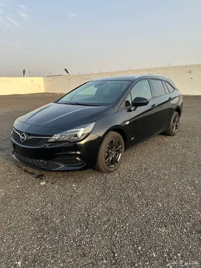 أوبل أسترا سبورتس موديل 2021 Opel Astra Sports لون أسود index