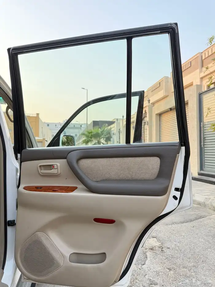 لاندكروزر GXR فل قير عادي سبير علاق - 2005 ( وكالة ) 31