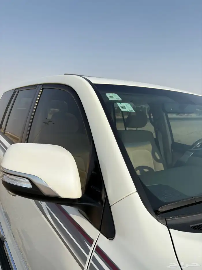 لاندكروزر 2021 فل كامل 3
