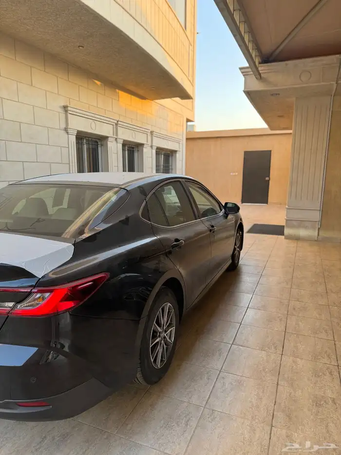 كامري 2025اسود 3