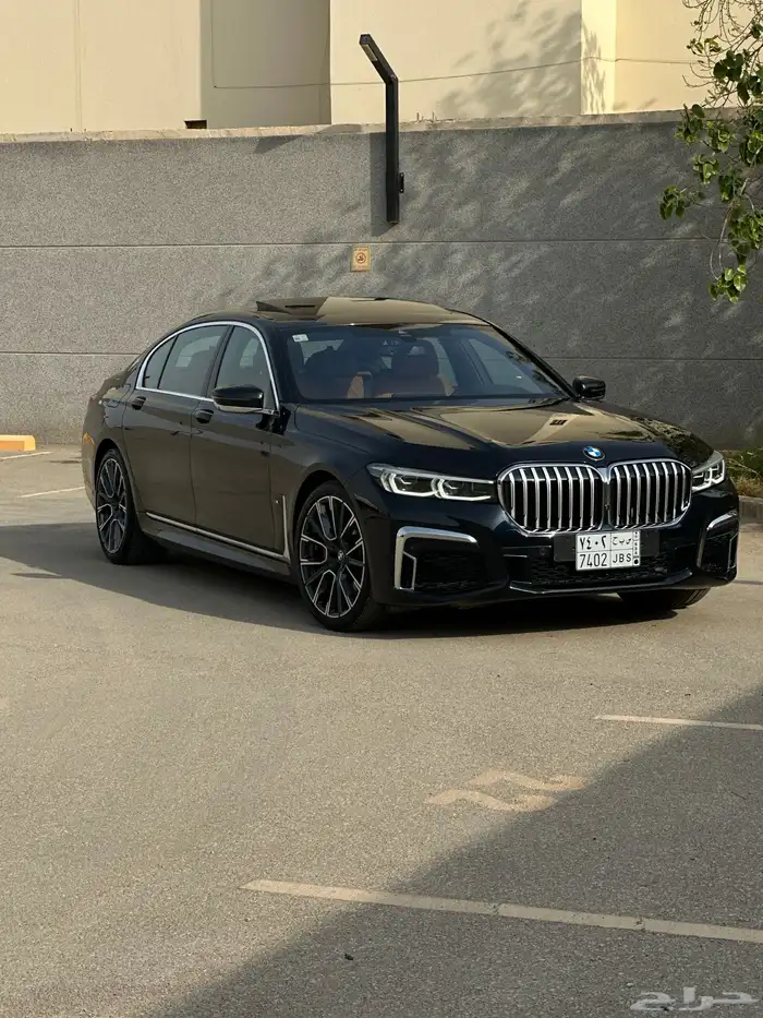بي ام 740i ام كت 2021 3