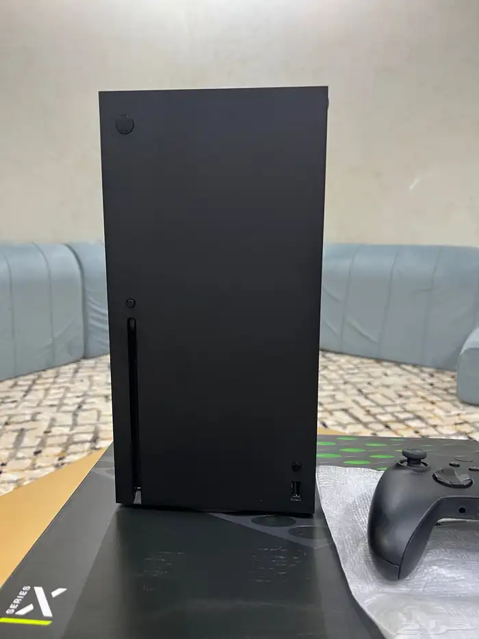 اكس بوكس سيريس x شبه الجديد 5