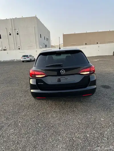 أوبل أسترا سبورتس موديل 2021 Opel Astra Sports لون أسود index