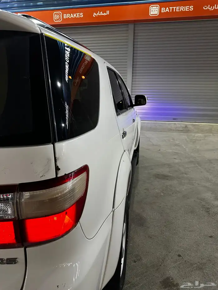 فورتشنر ابيض 2011 ستة سلندر 16