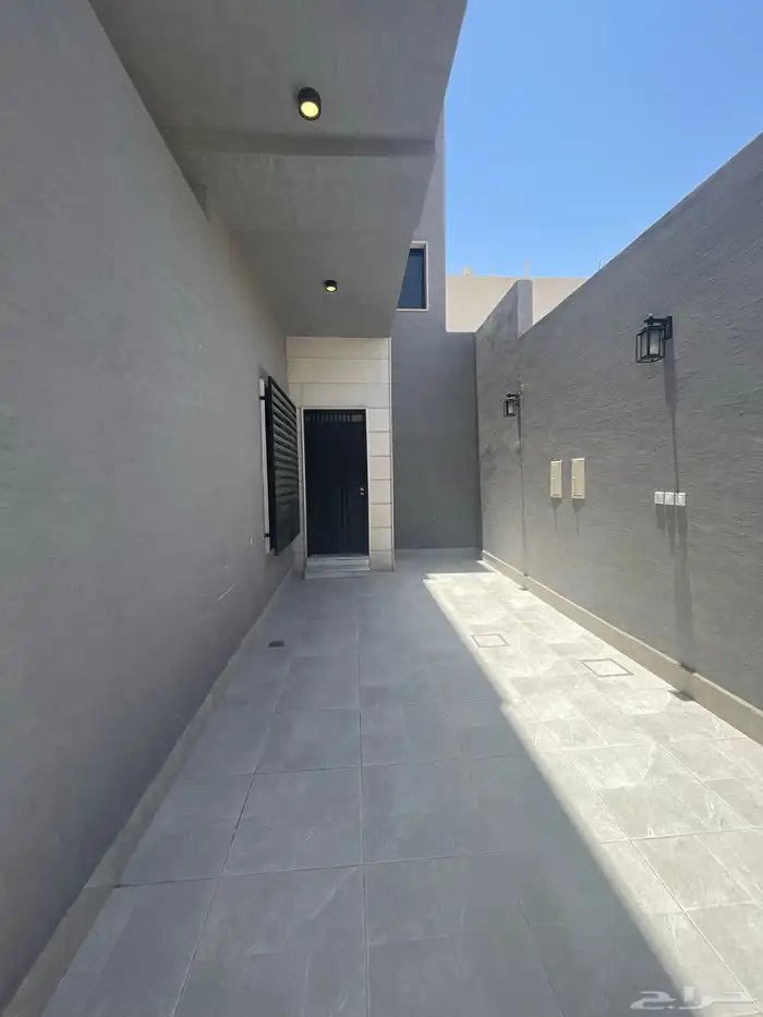 دور للإيجار في الرياض حي الملقا 2