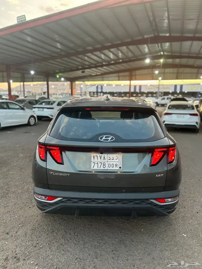 توسان 8