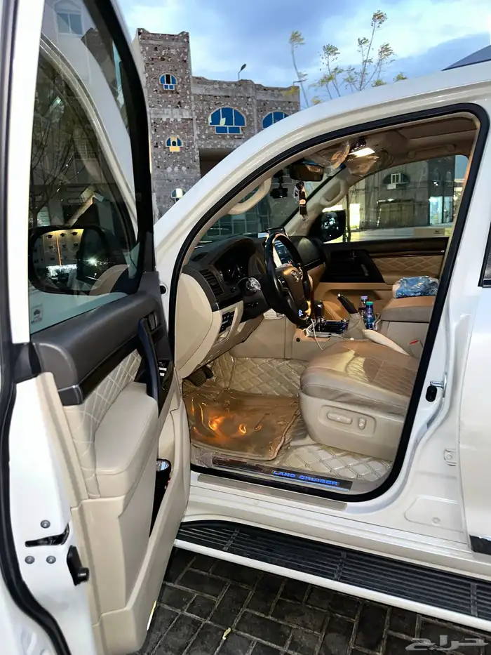لاندكروزر جكسار تورينق 2019 24