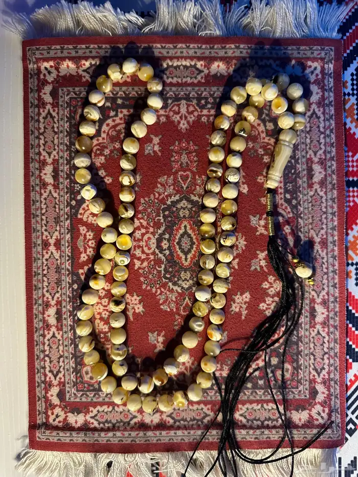 مسباح كهرمان شوائب جميل 5