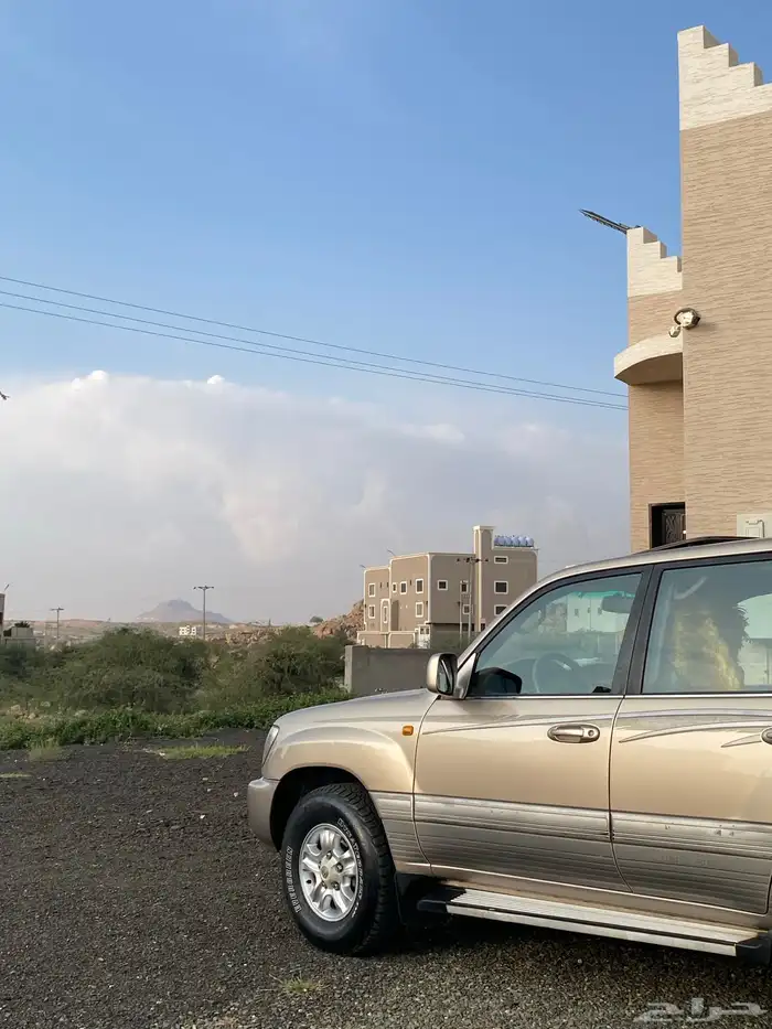 لاندكروزر 2003 فل كامل 5