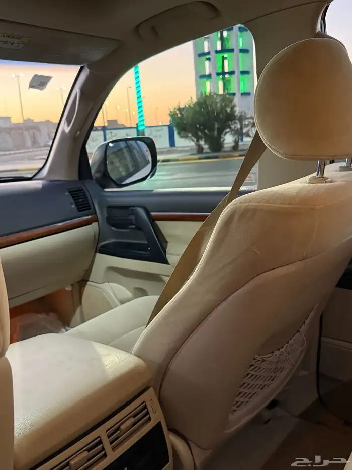 لاندكروزر 2014 v8 GXR3 11