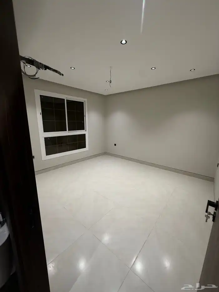 شقة خمس غرف مميزة 13