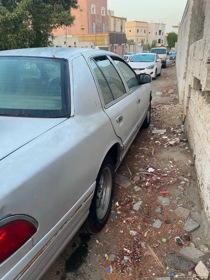 فورد قراند ماركيز 11