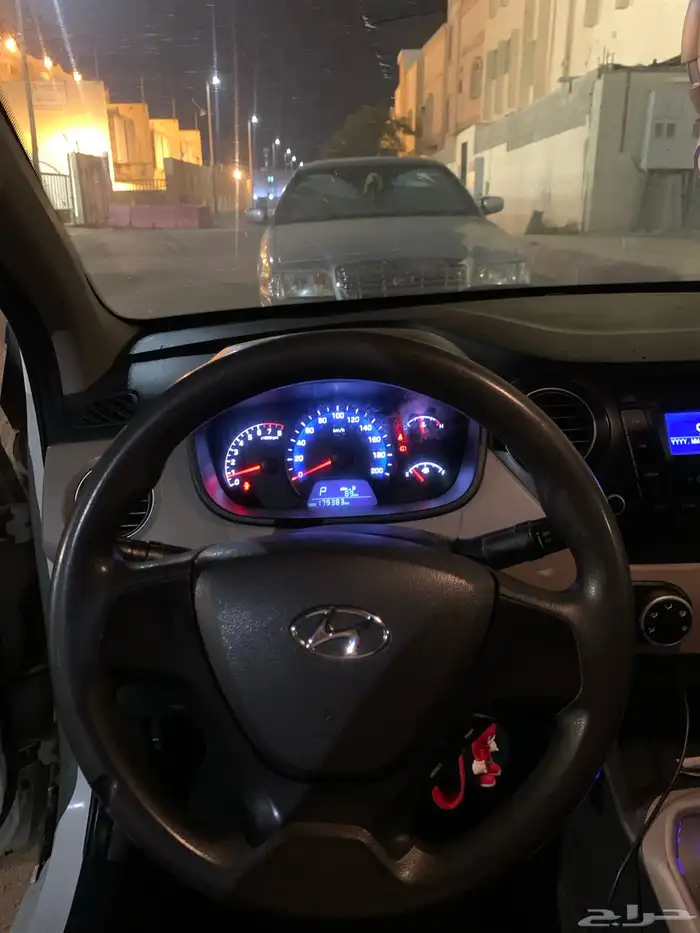هيونداي i10 موديل 2016 ممشاها 180 الصامل بقول له التفاصيل 5