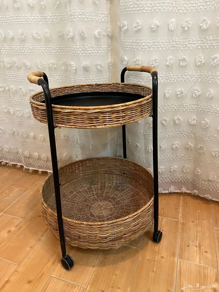طاولة جانبية خيزران 2