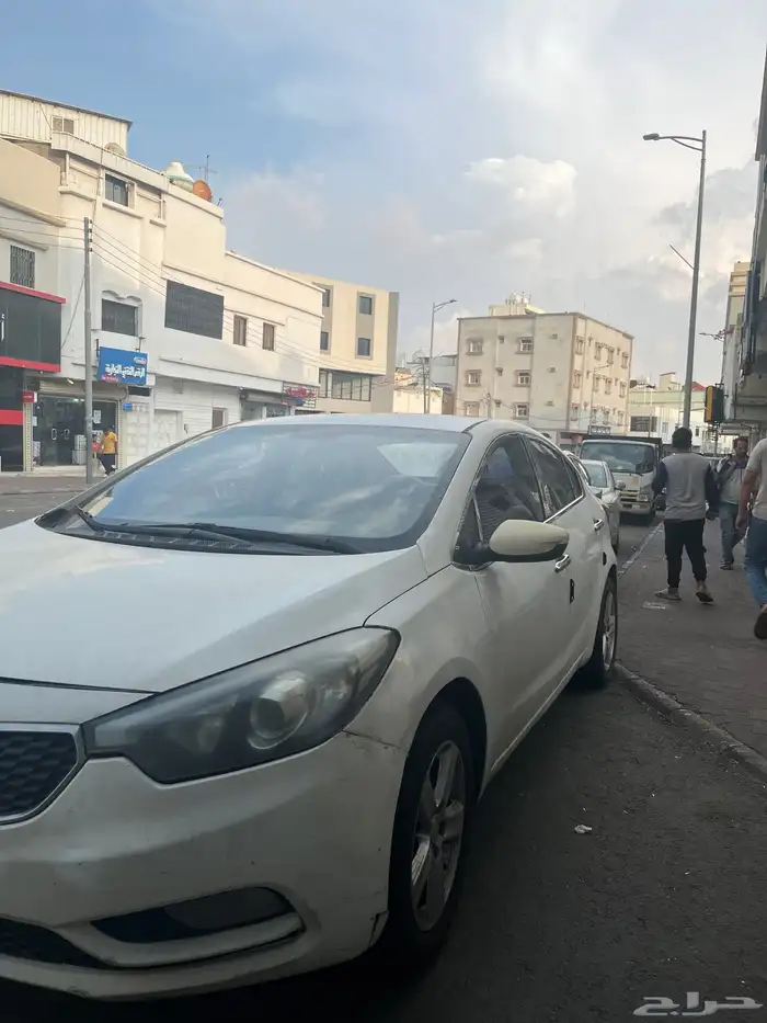 كيا سيراتو 2015للايجار شهريا ب 1500ريال 1