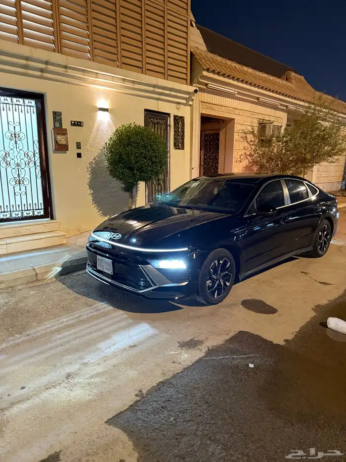 هونداي سوناتا فليت اسود ممشى 13 الف للبيع 13