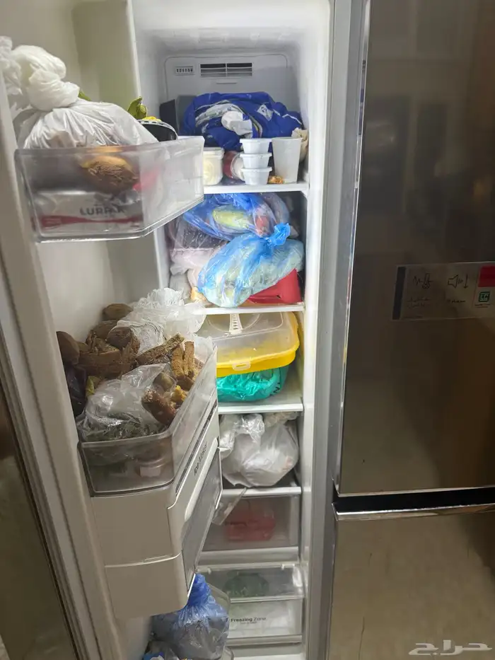 ثلاجه LG للبيع لا يوجد اي عيوب 0