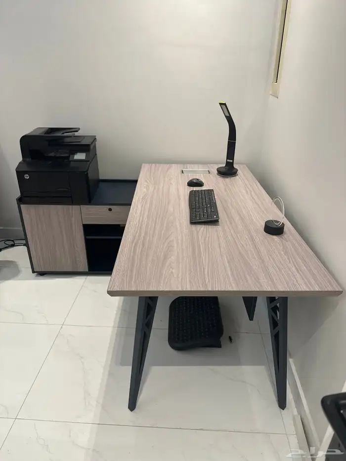 مكتب للبيع 2