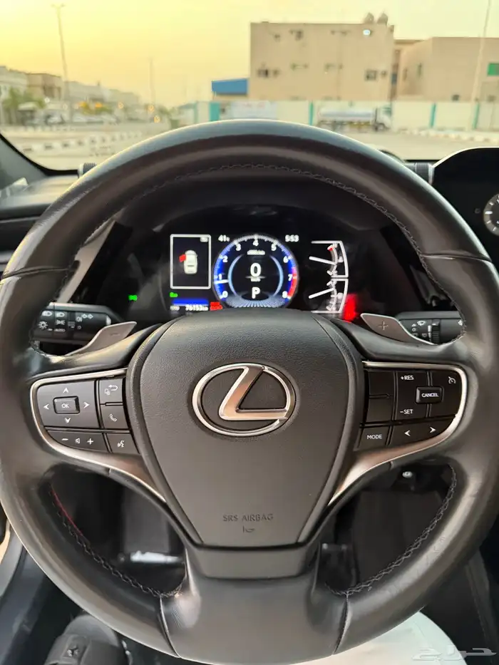 لكزس 2023 استاندر ES250 نظيف 15