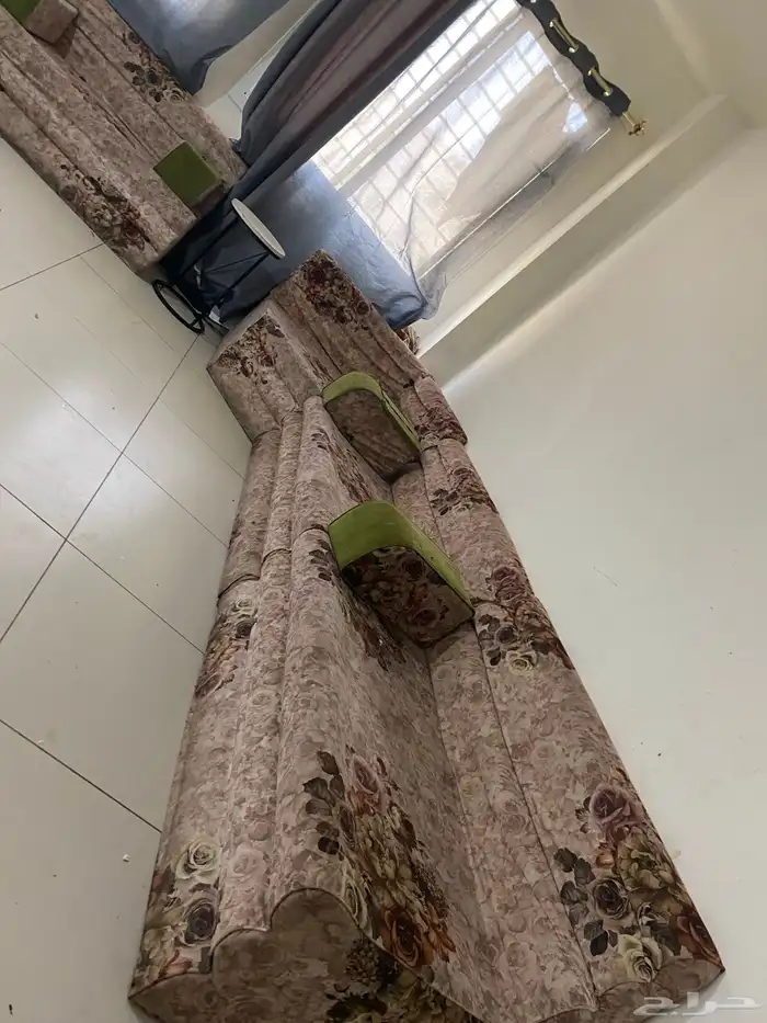 كنب مستخدم للبيع 7 قطع 0