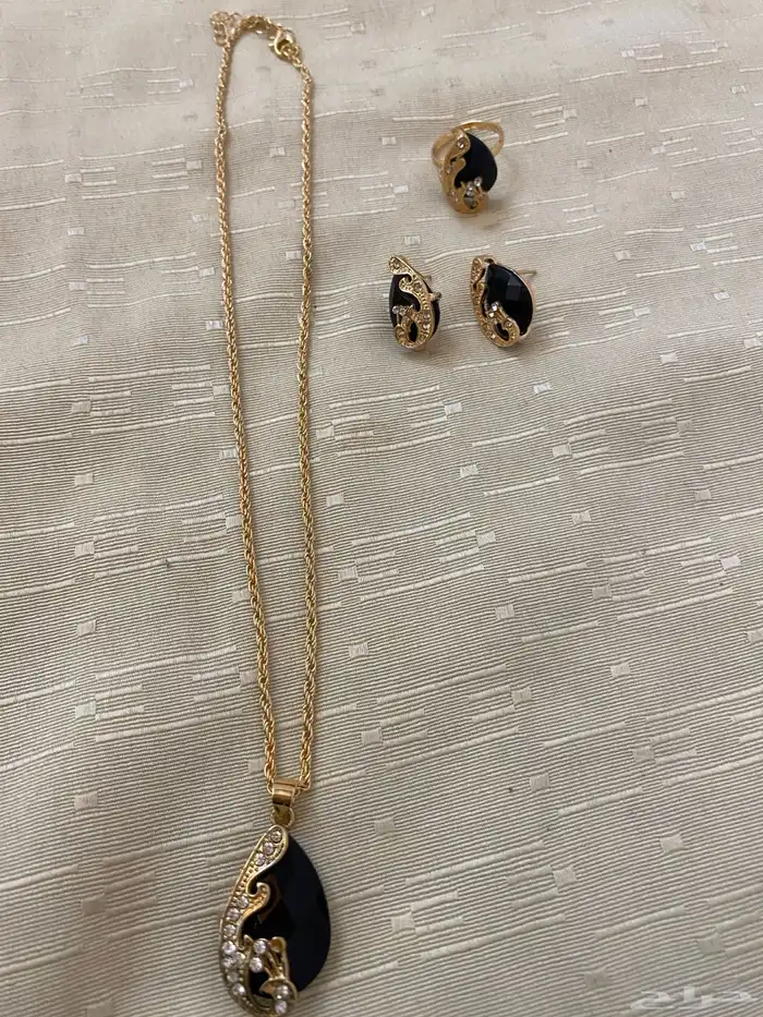 ساعات واكسسوارات 10